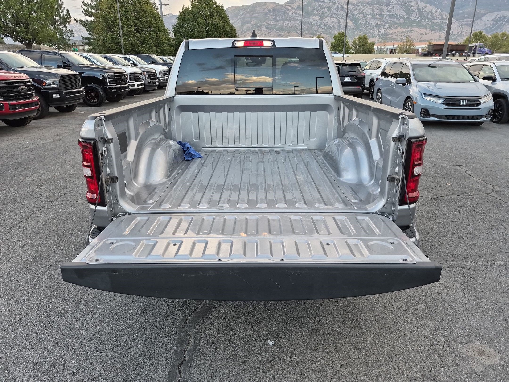 Used 2025 RAM 1500 Big Horn AWD/4WD image 29