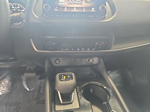 New 2026 Nissan Rogue SV w/ Cold Weather Package AWD/4WD image 24