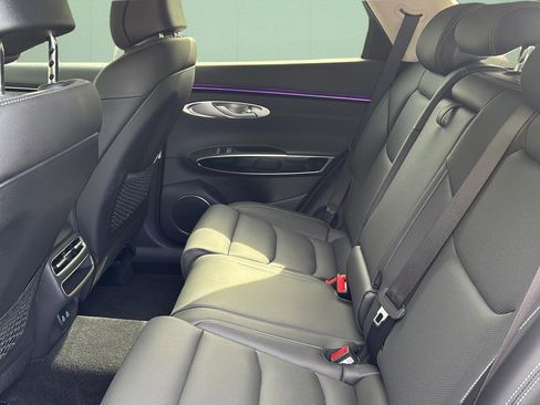 Certified 2026 Genesis GV70 2.5T AWD/4WD image 16
