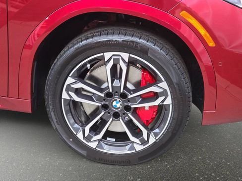 New 2026 BMW X2 xDrive28i AWD/4WD image 32
