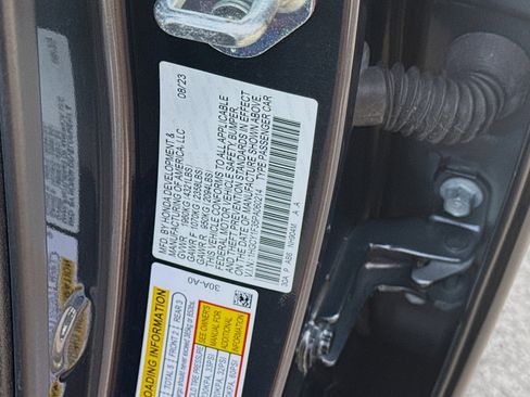 Certified 2023 Honda Accord EX image 36