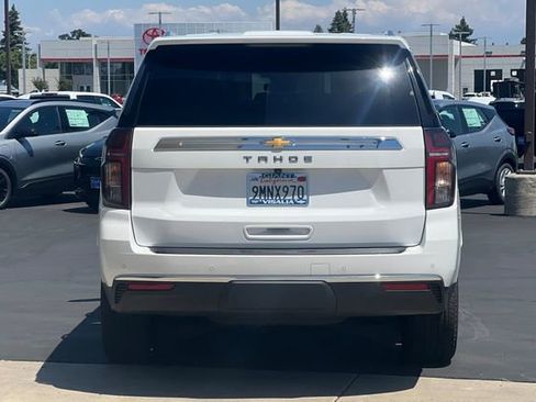 Used 2024 Chevrolet Tahoe LS RWD image 5