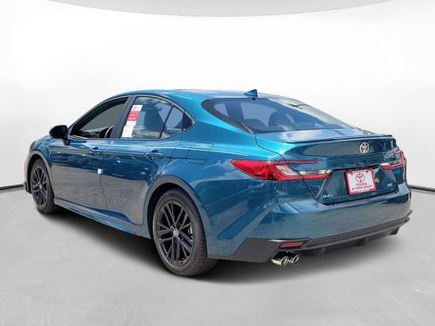 New 2026 Toyota Camry SE w/ Convenience Package FWD image 6