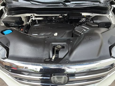 Used 2017 Honda Pilot Touring image 24