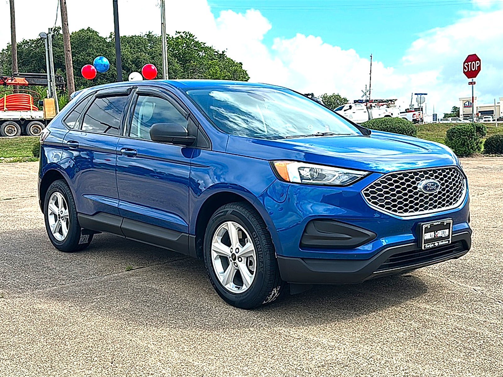 Used 2024 Ford Edge SE AWD/4WD image 10
