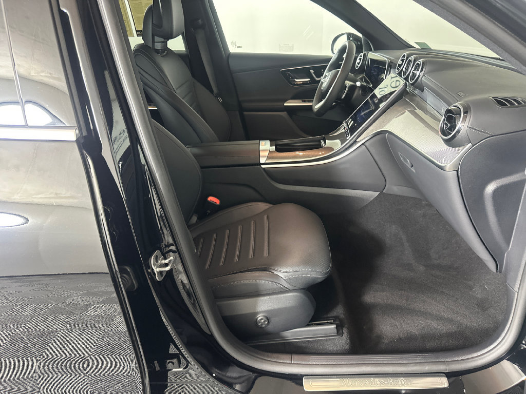 Certified 2026 Mercedes-Benz GLC 300 image 14