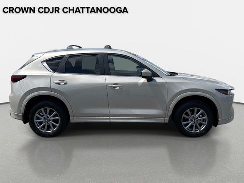 Used 2024 MAZDA CX-5 AWD 2.5 S w/ Select Package image 4