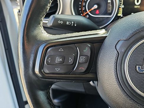 Used 2022 Jeep Wrangler Unlimited Sport image 20