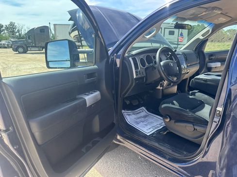 Used 2007 Toyota Tundra SR5 AWD/4WD image 9