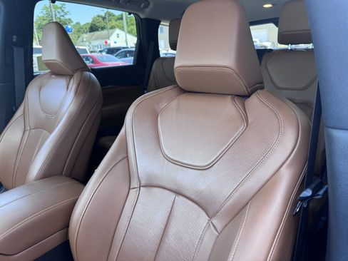 Used 2022 INFINITI QX60 Sensory image 19