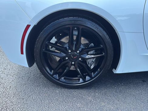Used 2019 Chevrolet Corvette Stingray Coupe w/ Battery Protection Package RWD image 27