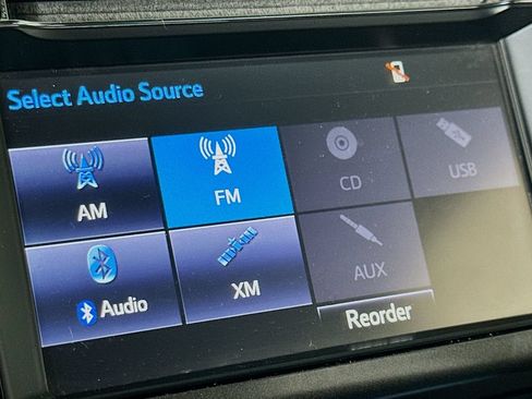 Used 2015 Toyota RAV4 Limited FWD image 29