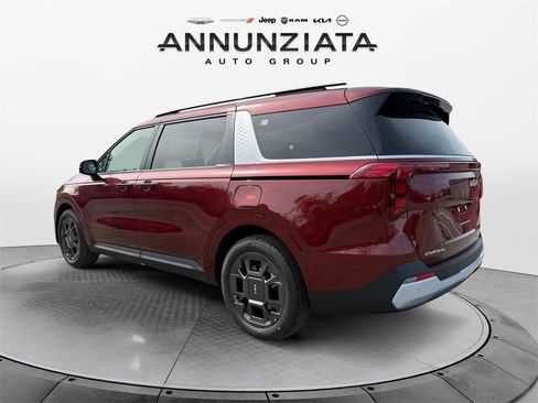 New 2026 Kia Carnival EX image 3