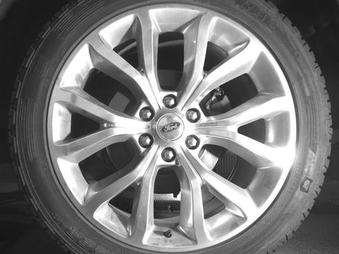 Used 2018 Ford Expedition Max Platinum AWD/4WD image 13