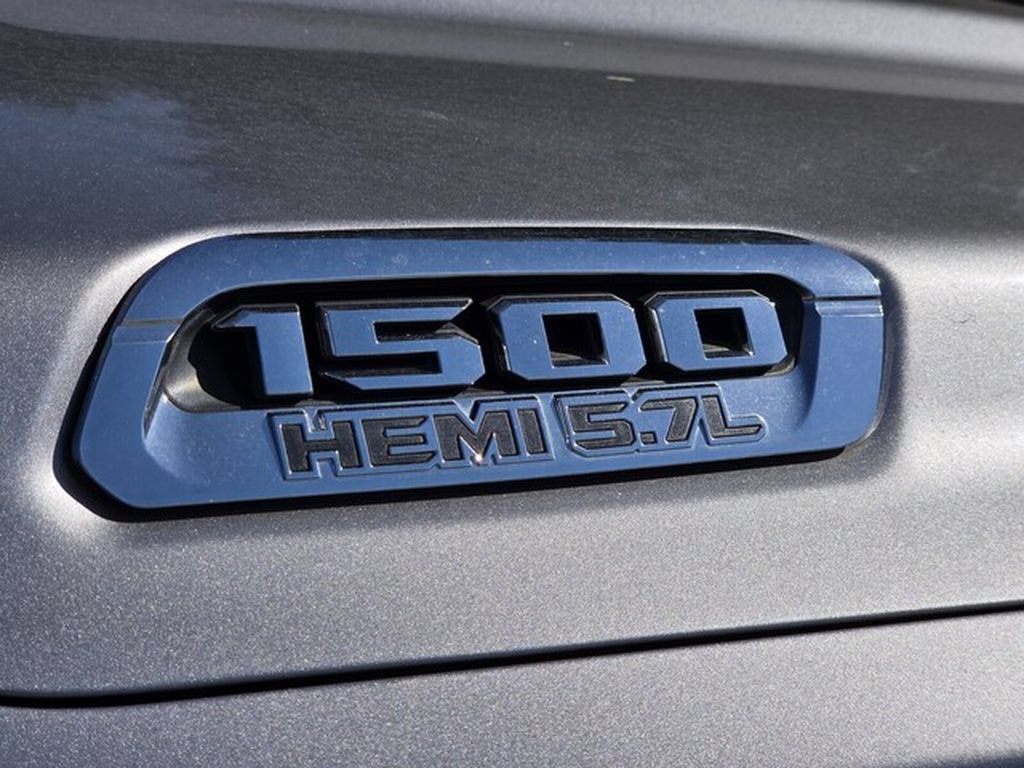 Used 2019 RAM 1500 Big Horn AWD/4WD image 14