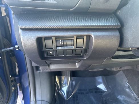 Used 2018 Subaru Impreza 2.0i Premium image 14