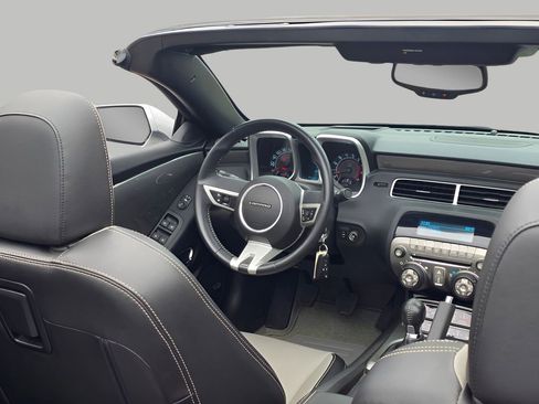 Used 2011 Chevrolet Camaro SS image 10