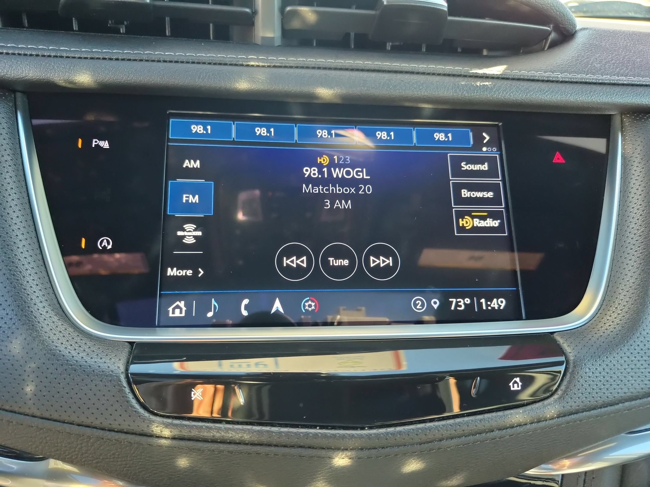 Certified 2023 Cadillac XT5 Premium Luxury w/ LPO, Floor Liner Package AWD/4WD image 13