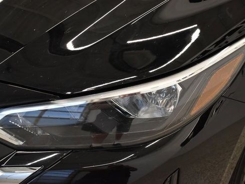 Used 2025 Nissan Sentra S image 17