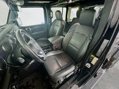 Used 2023 Jeep Wrangler Sahara w/ Cold Weather Group AWD/4WD image 13