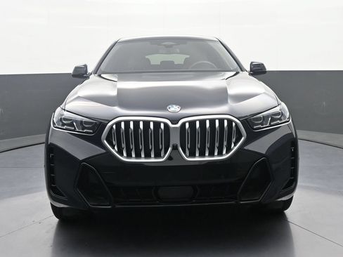 Used 2026 BMW X6 xDrive40i AWD/4WD image 2