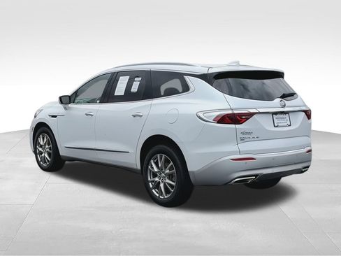 Used 2023 Buick Enclave Essence w/ Experience Buick Package AWD/4WD image 6