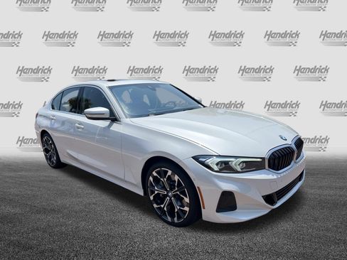 Used 2025 BMW 330i Sedan RWD image 2