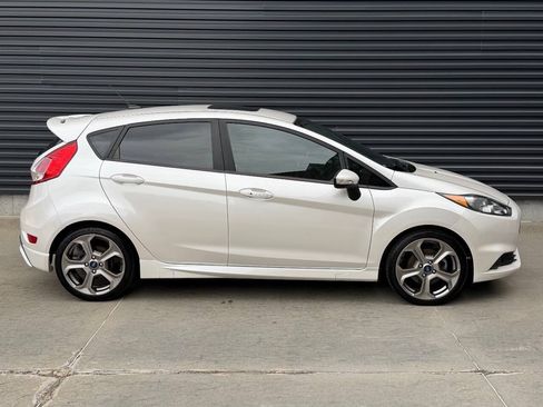 Used 2018 Ford Fiesta ST FWD image 11