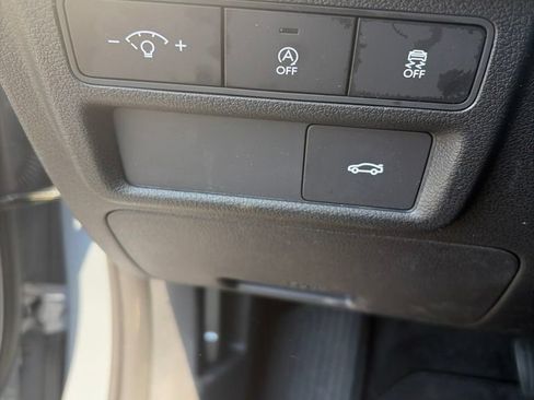 Used 2026 Hyundai Sonata SE FWD image 12