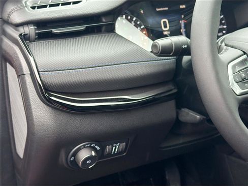 New 2026 Jeep Compass Latitude AWD/4WD image 10