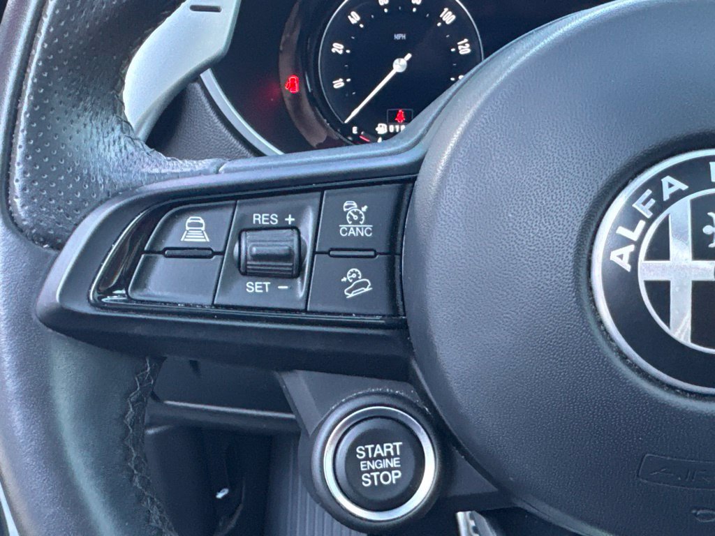 Used 2024 Alfa Romeo Stelvio Veloce AWD/4WD image 36