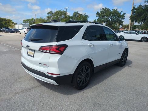 Used 2022 Chevrolet Equinox RS w/ Infotainment Package AWD/4WD image 6