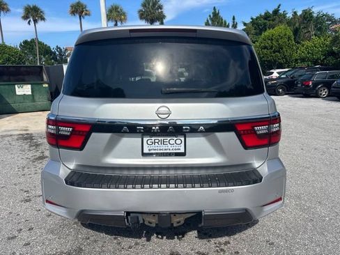 Used 2021 Nissan Armada SV RWD image 3