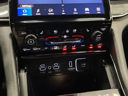 Used 2022 Jeep Grand Cherokee Trailhawk image 27