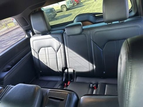 Used 2018 Ford Expedition Limited w/ Equipment Group 302A image 11