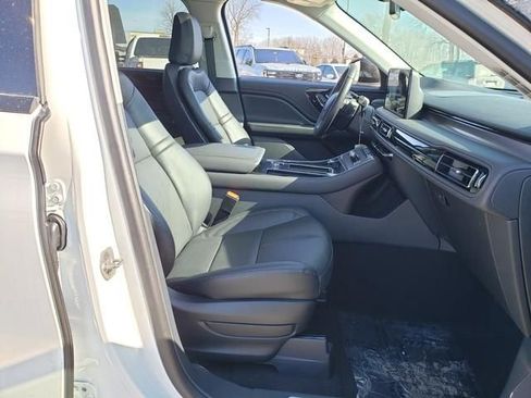 New 2026 Lincoln Aviator AWD w/ Jet Appearance Package image 19