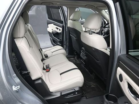 New 2026 Honda Pilot Touring image 34