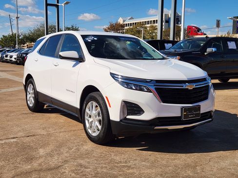 Certified 2024 Chevrolet Equinox LT image 4