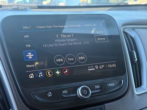 Used 2024 Chevrolet Malibu LT image 19