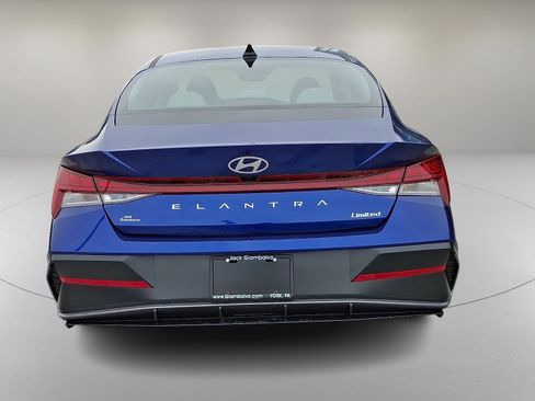 New 2026 Hyundai Elantra Limited image 6