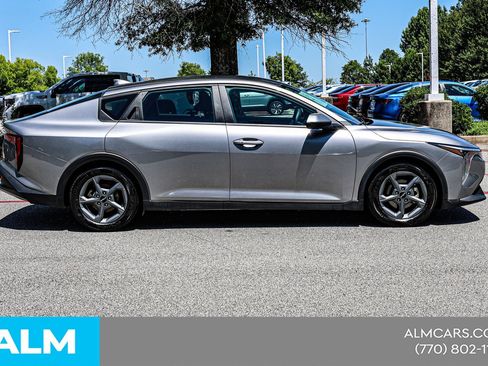 Used 2025 Kia K4 FWD image 11