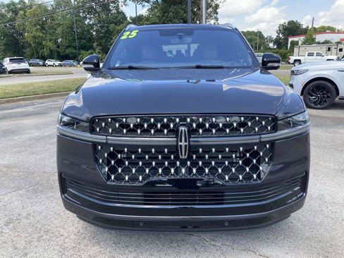 New 2025 Lincoln Navigator L Black Label image 12