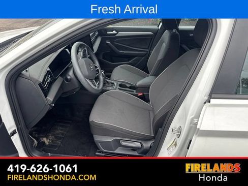 Used 2026 Volkswagen Jetta Sport FWD image 14