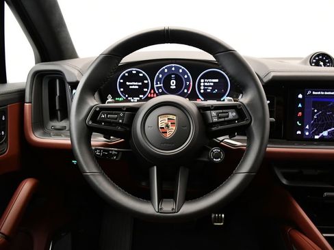 New 2026 Porsche Cayenne GTS AWD/4WD image 27