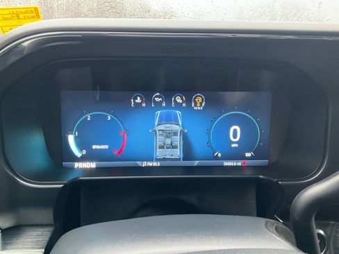 Used 2023 Ford F250 Lariat w/ Chrome Package image 22