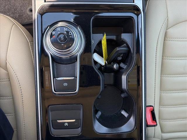 Used 2019 Ford Edge SEL w/ Equipment Group 201A FWD image 10