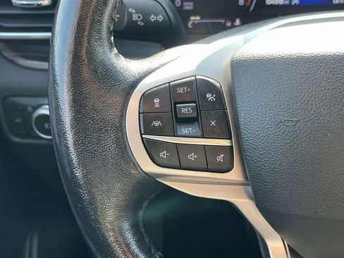 Certified 2022 Ford Explorer Limited RWD image 21