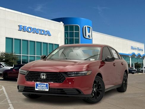 New 2025 Honda Accord SE image 1
