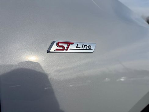 New 2026 Ford Escape ST-Line Select w/ Equipment Group 401A image 11