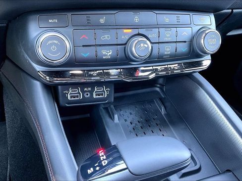 New 2026 Dodge Durango GT w/ Blacktop Package AWD/4WD image 12